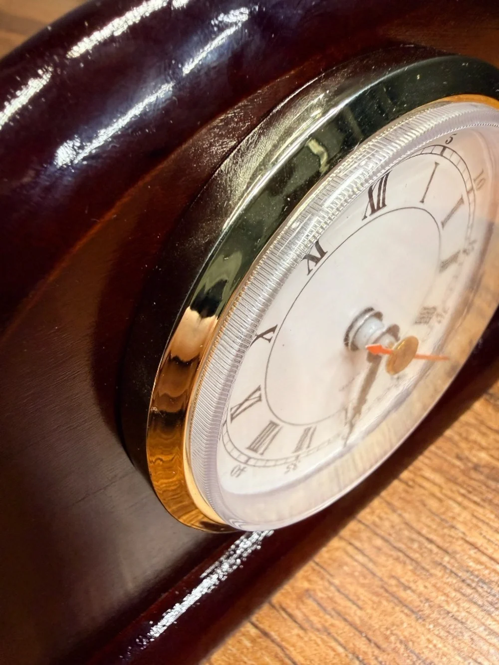ONEWORLD ENTERPRISES 1996 Half Moon Mantel Clock